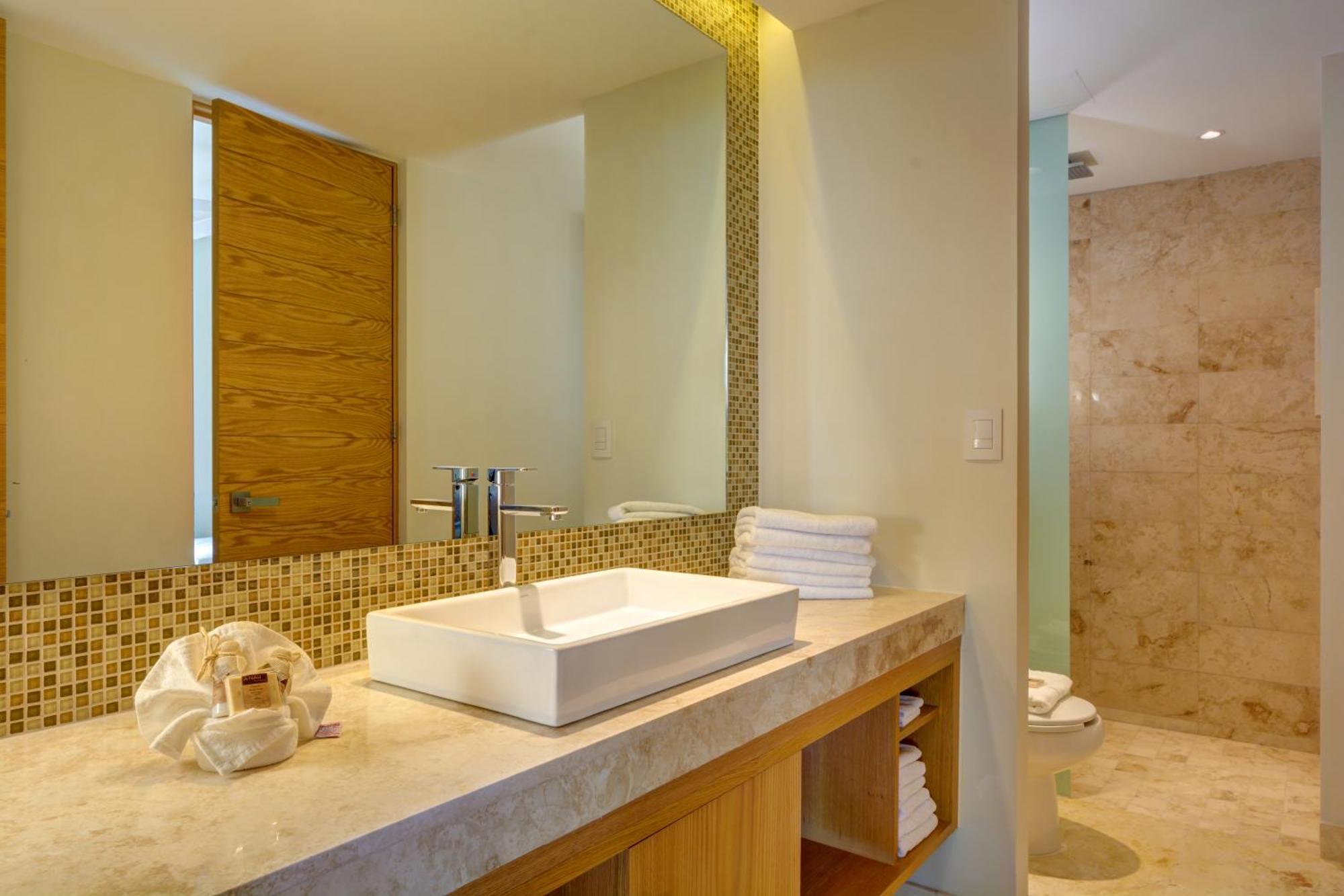Anah Suites By Las Flores Vacation Rentals Playa del Carmen Bagian luar foto